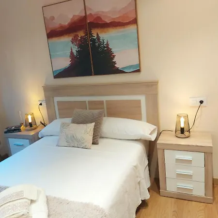 Vieiro Con Plaza Garaje Gratis سانتياغو دي كومبوستيلا